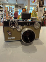 The Brick - Argus C4 with Light Meter - 35mm rangefinder - Mid 1950s