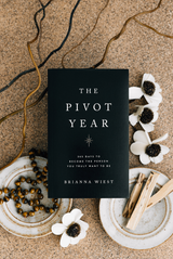 The Pivot Year - book: Paperback