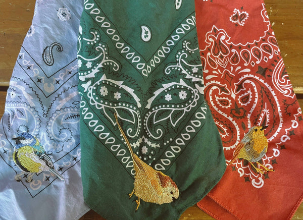Hummingbird Bandana - Red