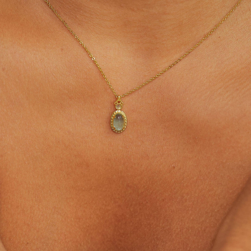 Vintage Oval Topaz Gemstone Pendant Necklace