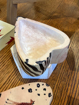 Love & The Giraffe - Kissi Soapstone Container