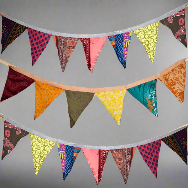 Sari Bunting