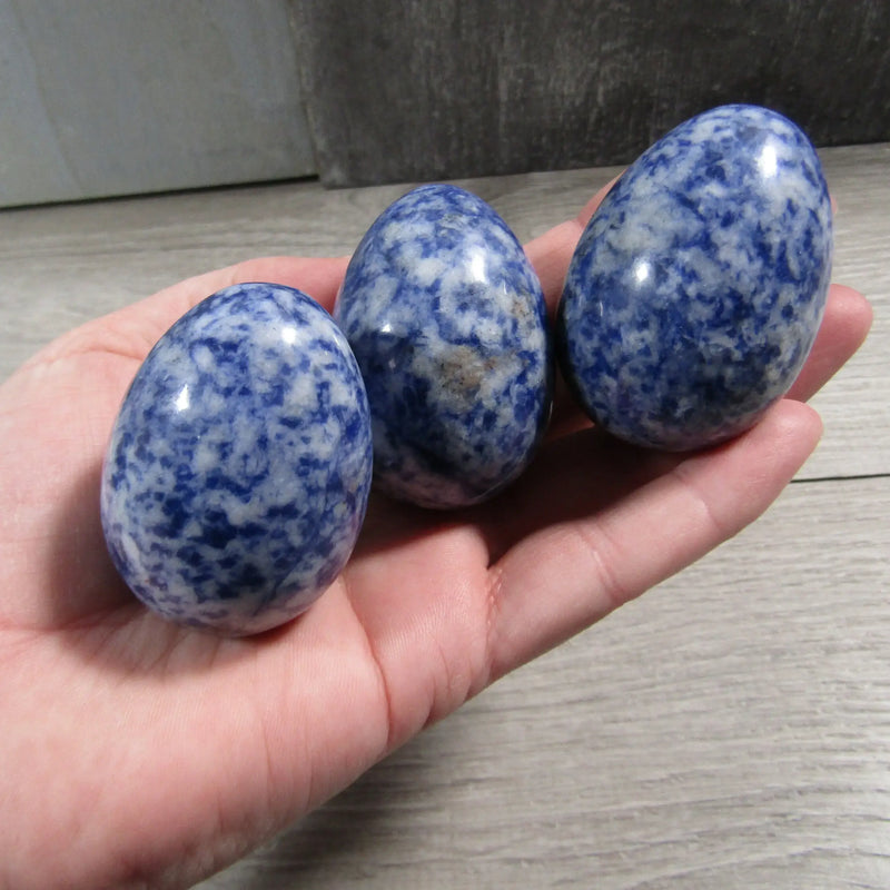 Stone Egg - Blue Spot Quartz