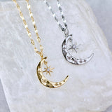 Moon ans Star Necklace: GOLD