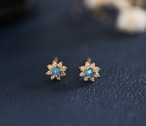 Fleur Studs