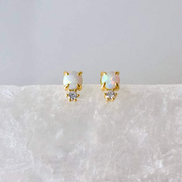 Julia Studs