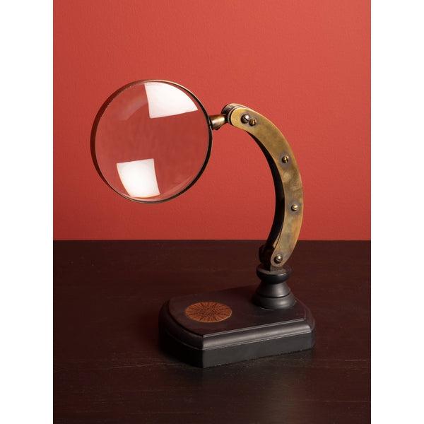 Artikuloitu Magnifier