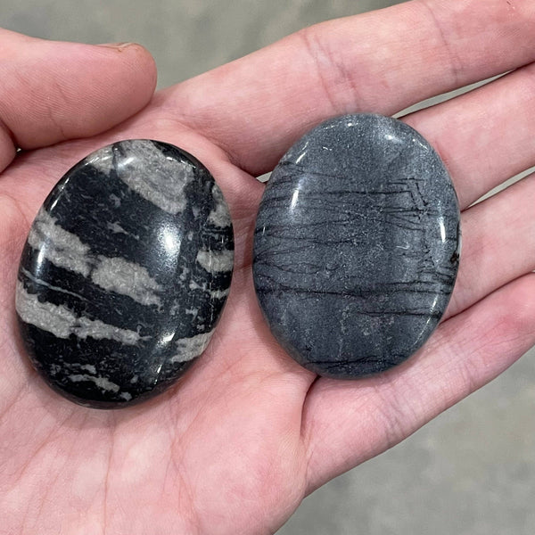 Spiderweb Jasper Worry Stone